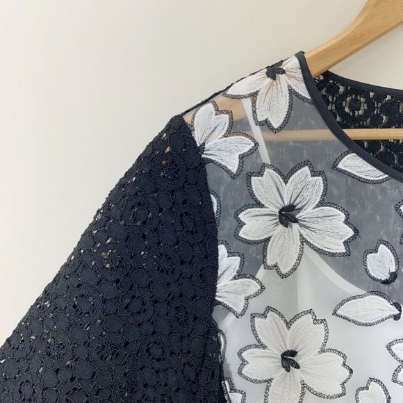 💋 CLEARNACE Penny black lace t shirt boxy blouse top. small - Picture 5 of 6